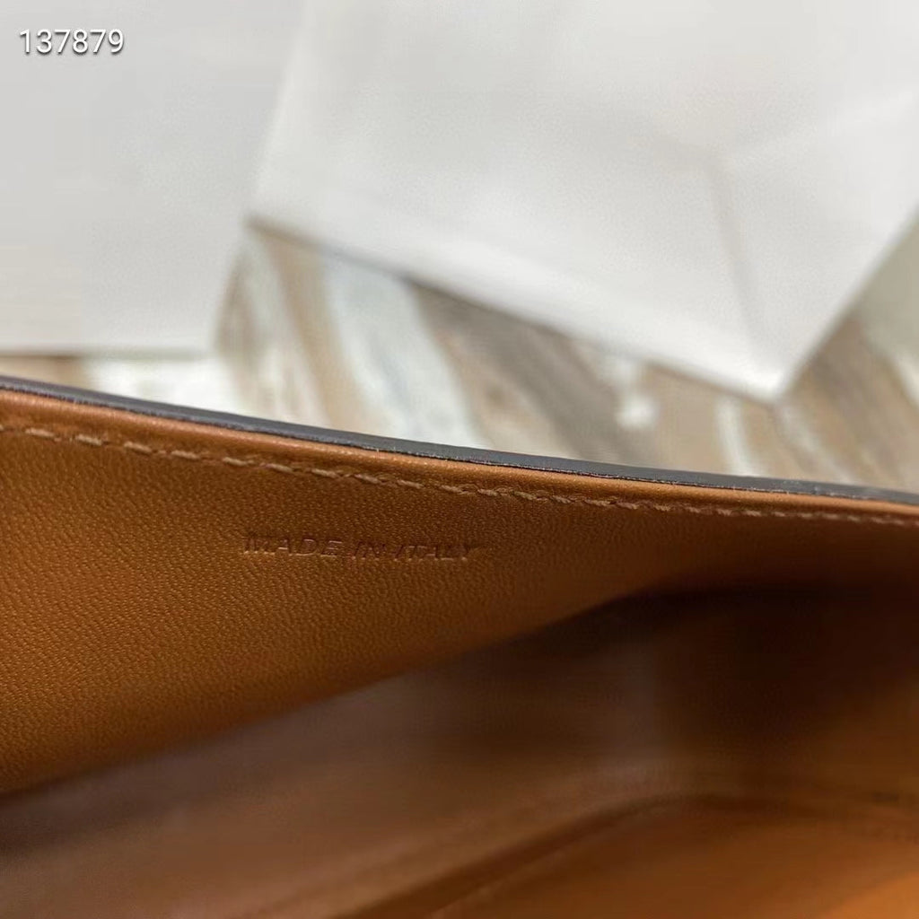 2022 CL Handbags -- 31