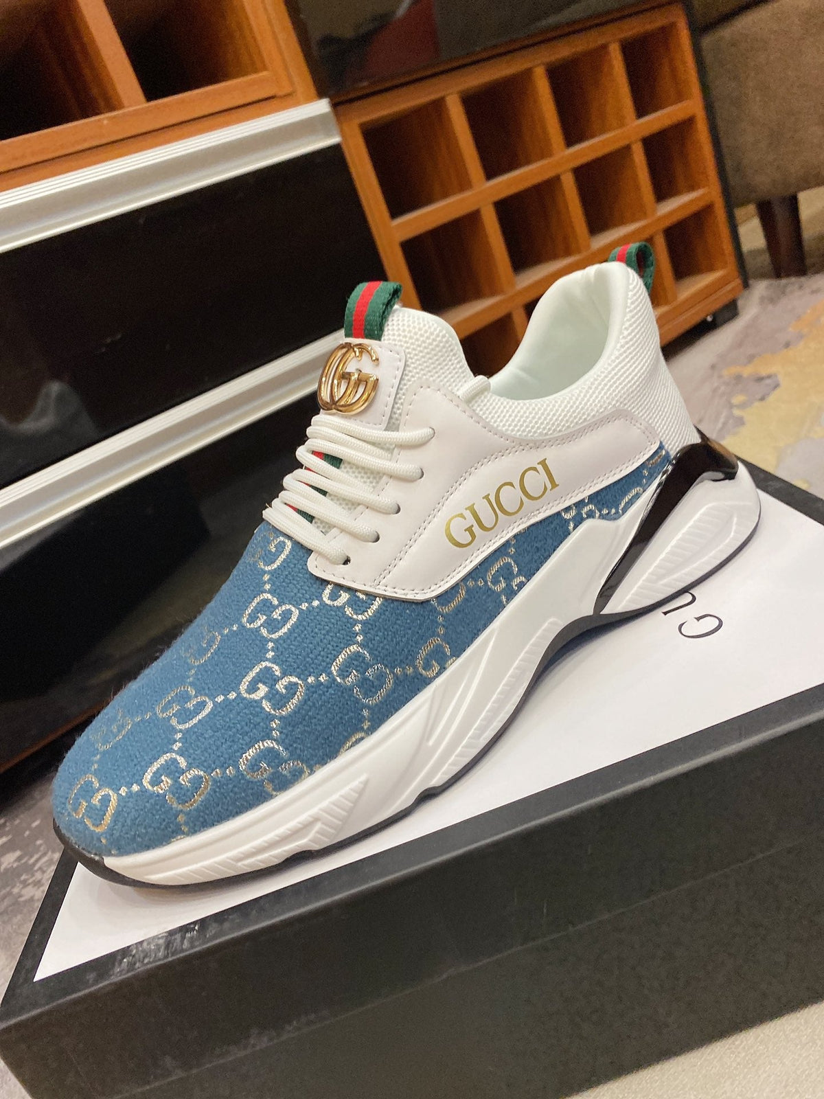 Gucci Sneak Dissers