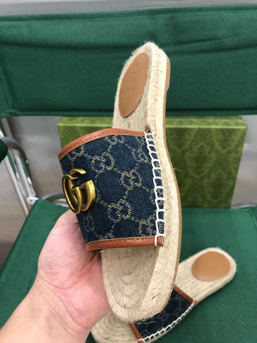 G Slides - Wheat [Denim/Gold Buckle]