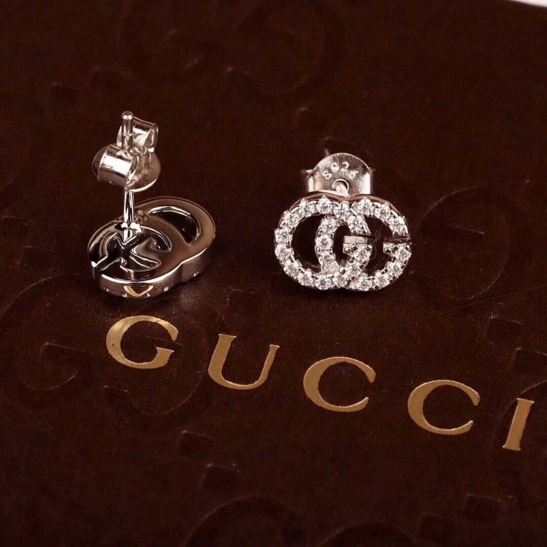 G u c c i earrings