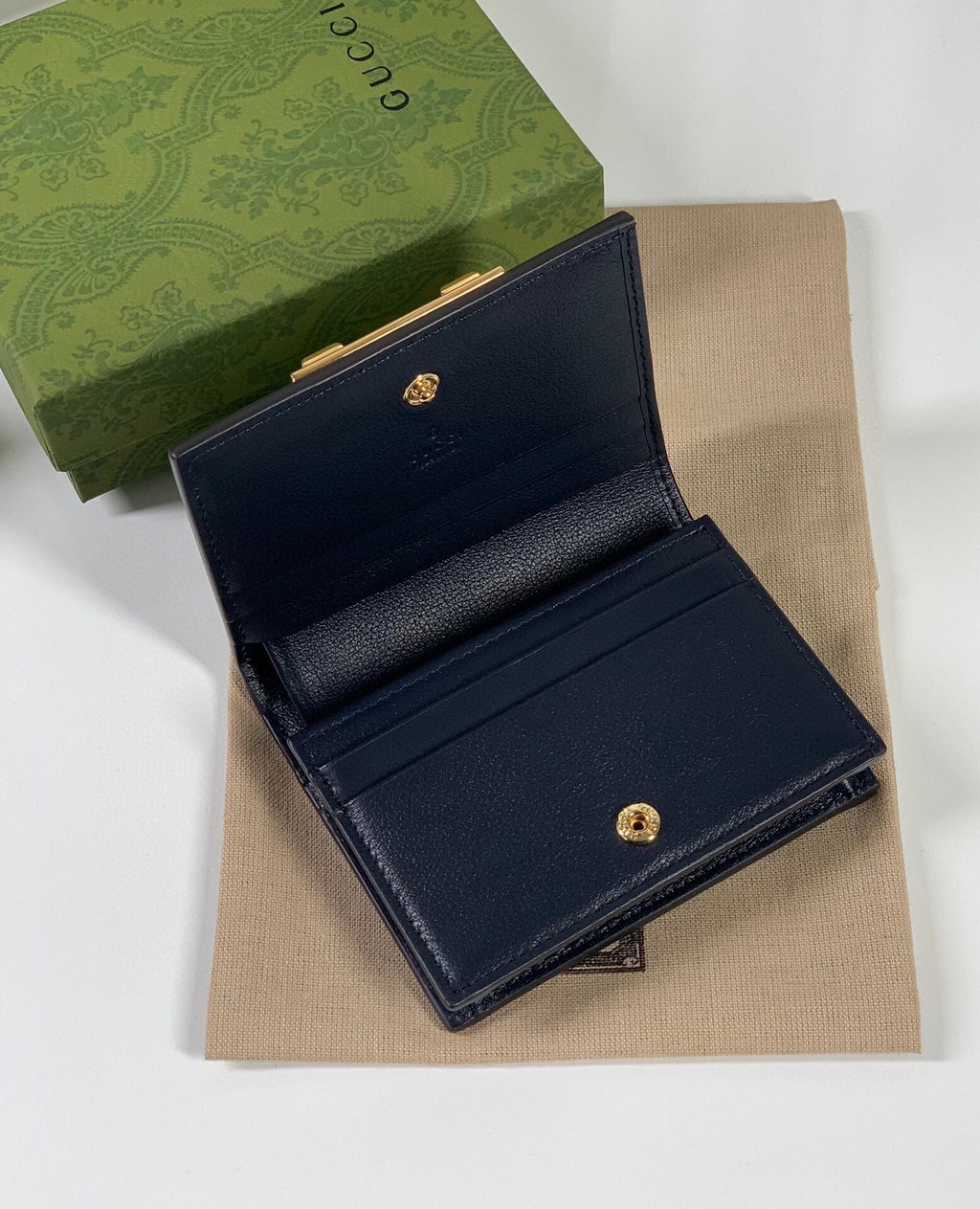 G u c c i wallet W10 H8 D3.5cm