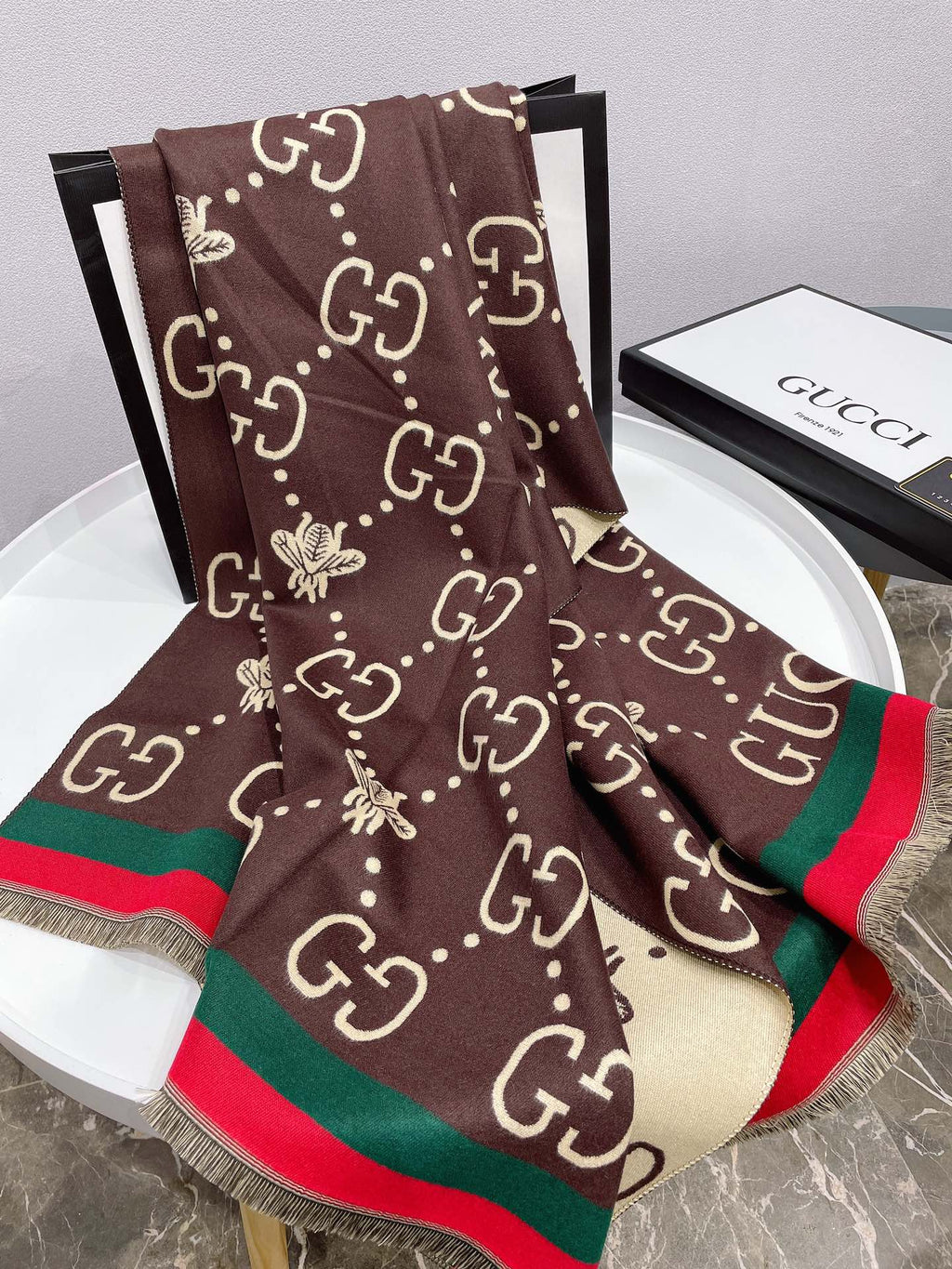 G u c c i scarf black or brown