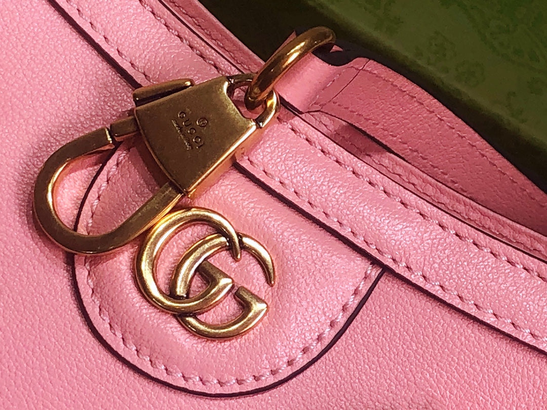 G u c c i pink Diana 20x 16x 10 or 27x 24x 11
