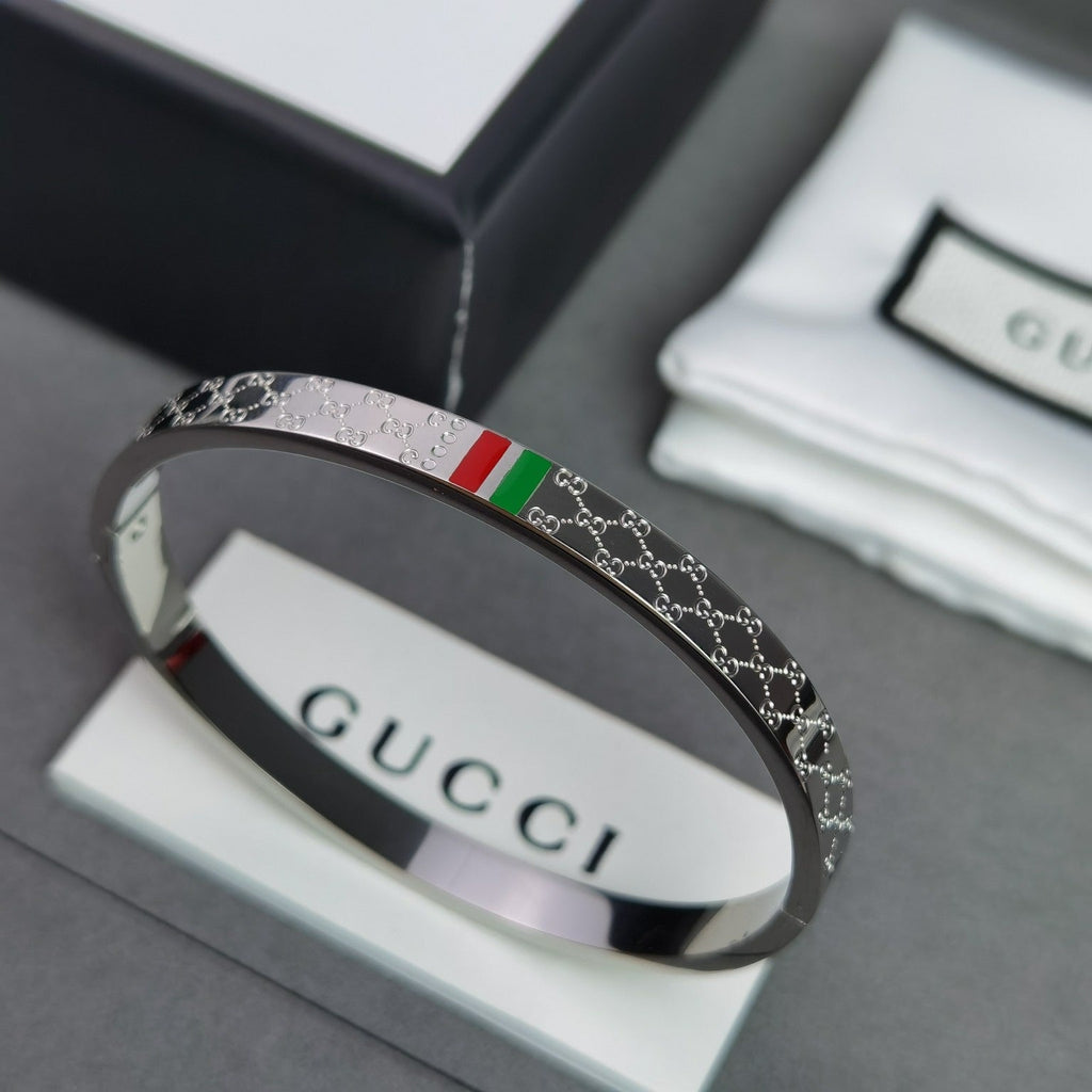 Gucci bracelet