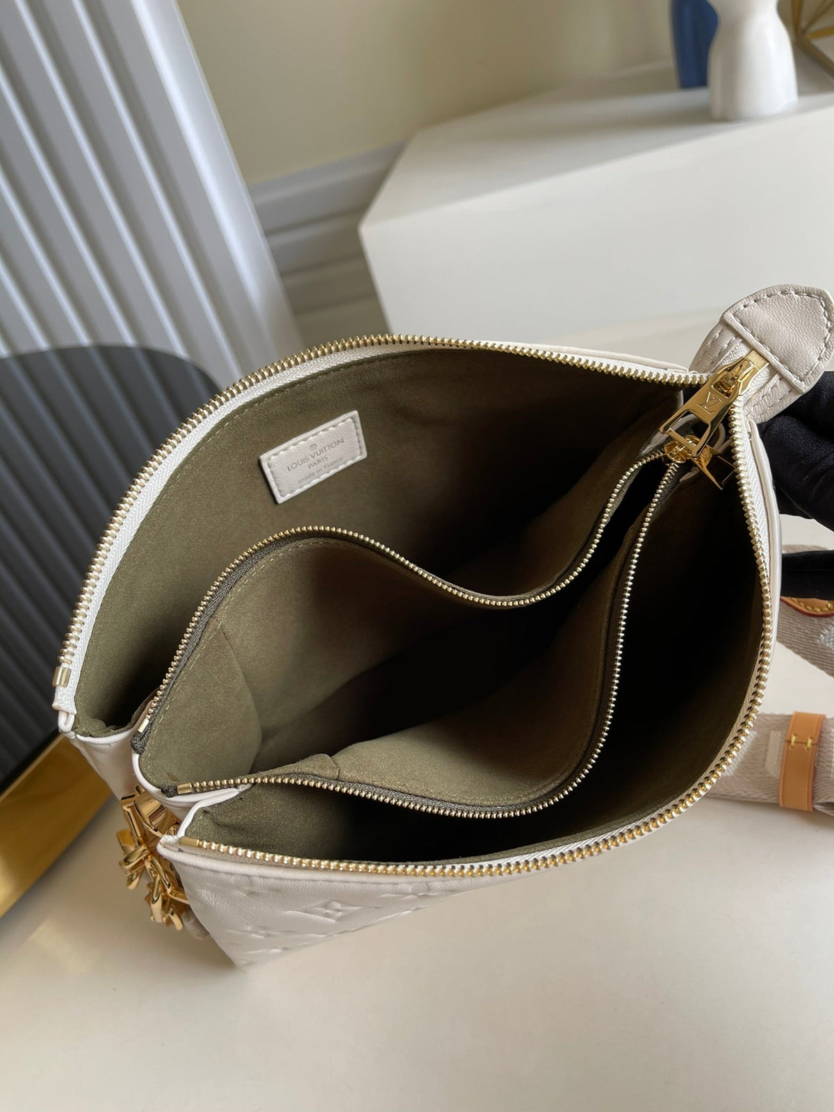 handbag new white
