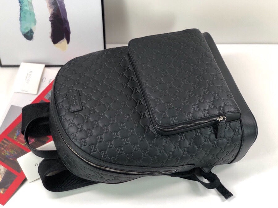 G u c c i backpack W31.5 H41 D14.5,