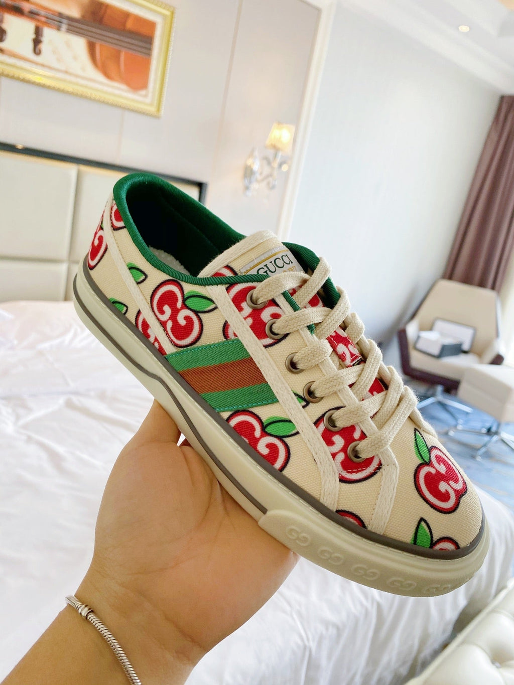 G u c c I tennis sneakers