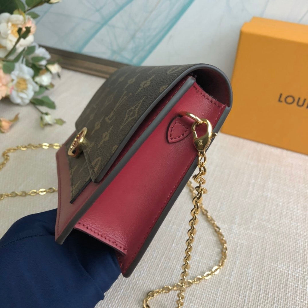 Handbag  Size:17.5×11.5×3.5cm