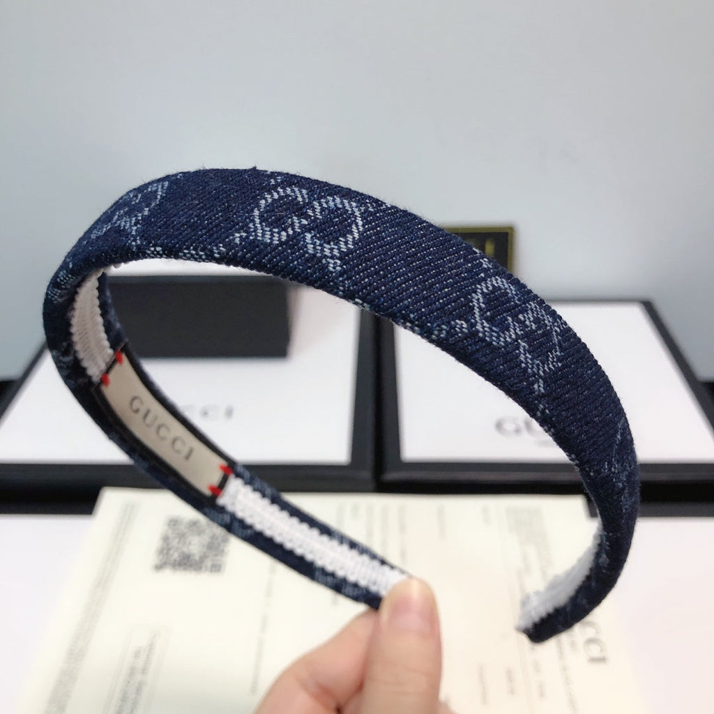 G u c c I head band