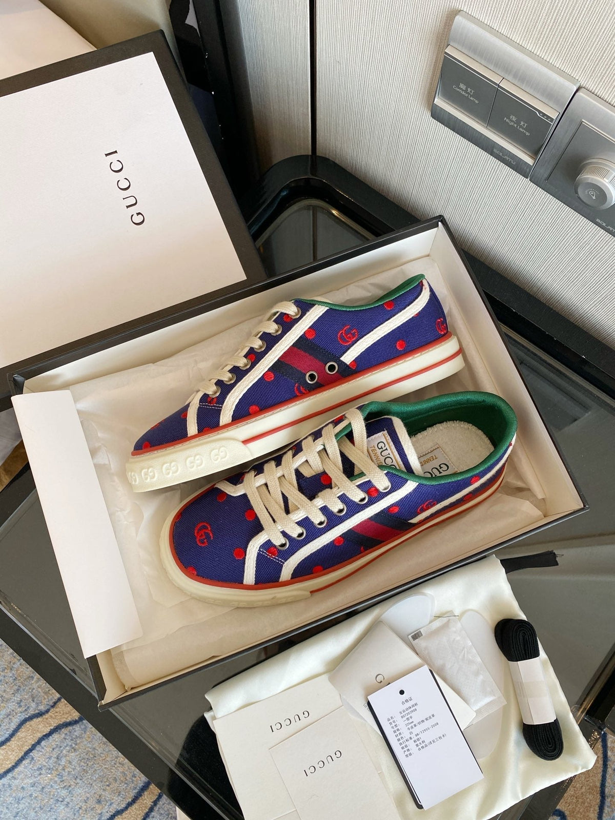 G u c c I tennis sneakers