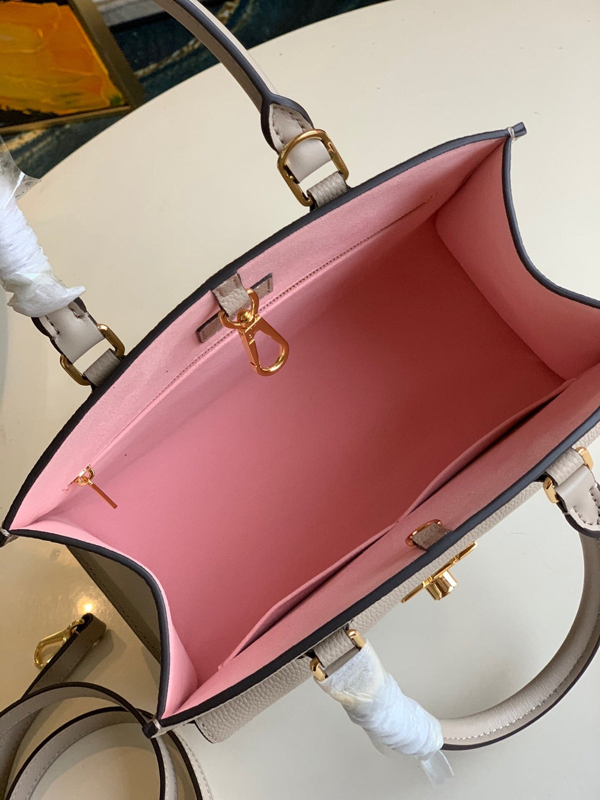 handbag day bag cream
