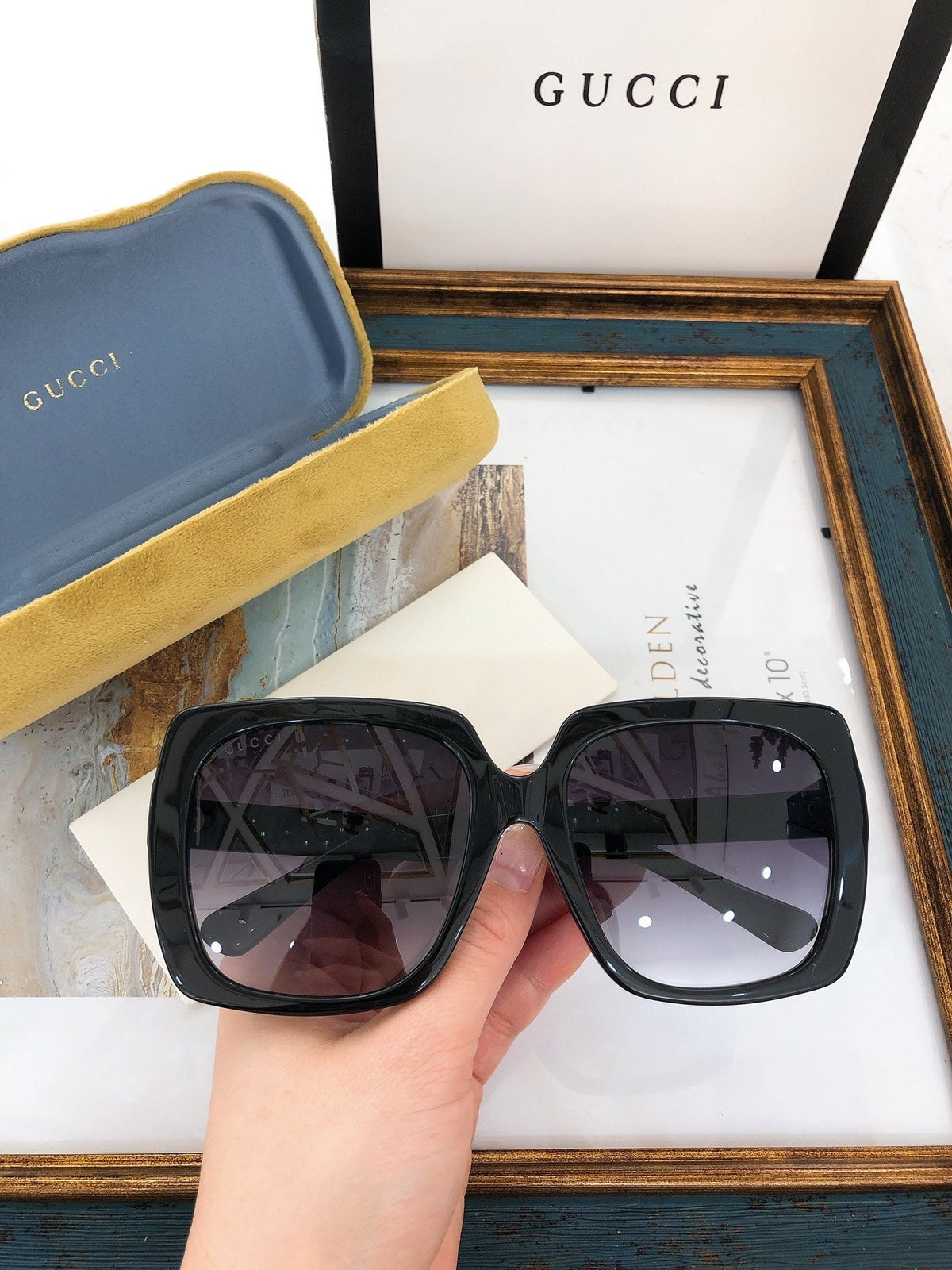 Gucci sunnies