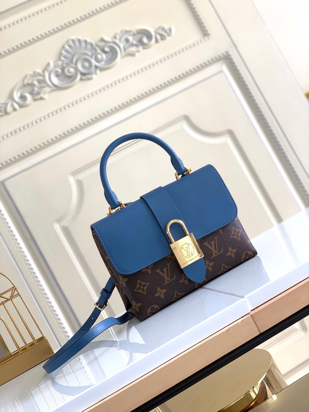 handbag lock blue