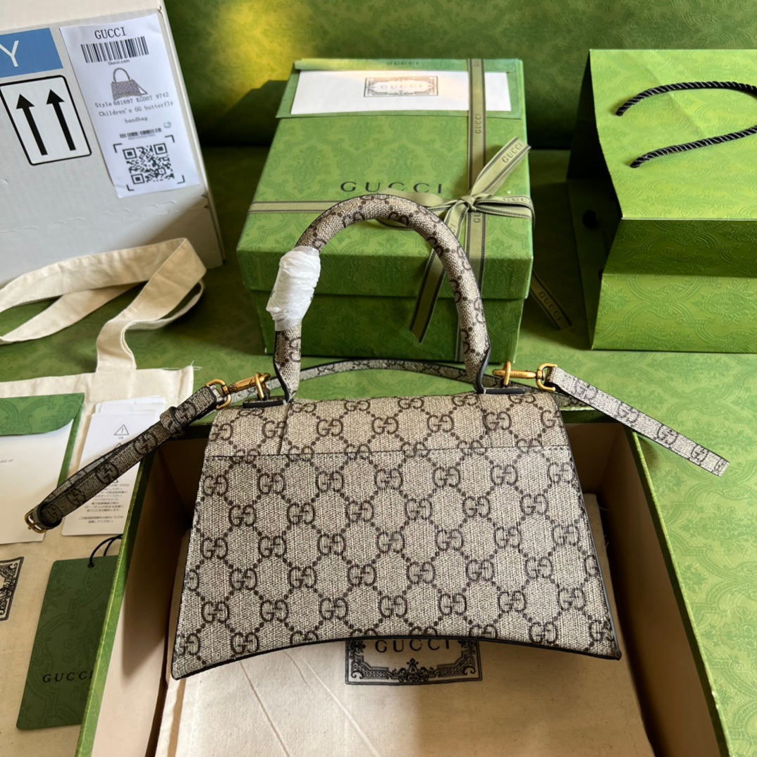 GGx Balenciaga 22.5*14.5*10cm。
