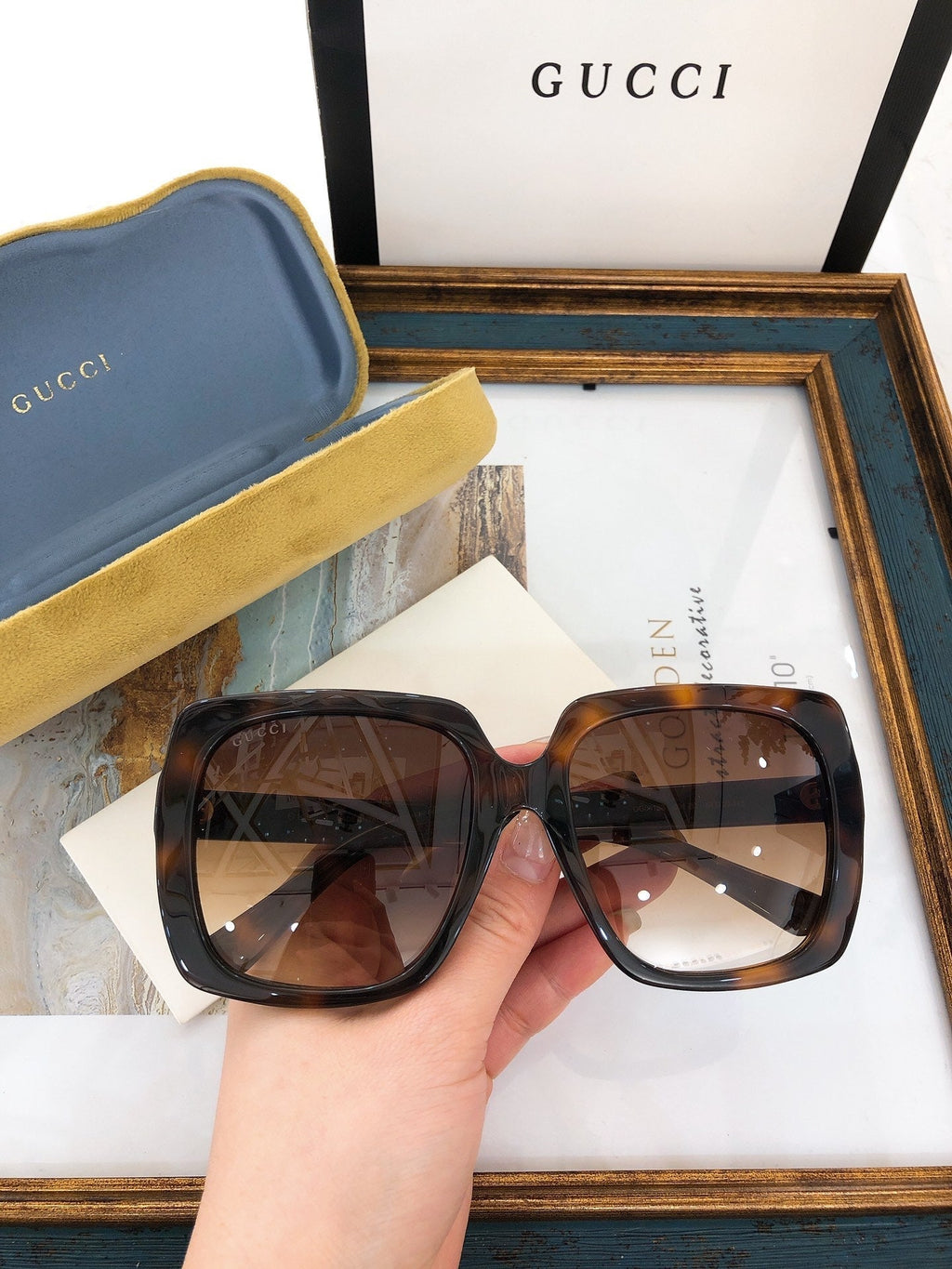 Gucci sunnies
