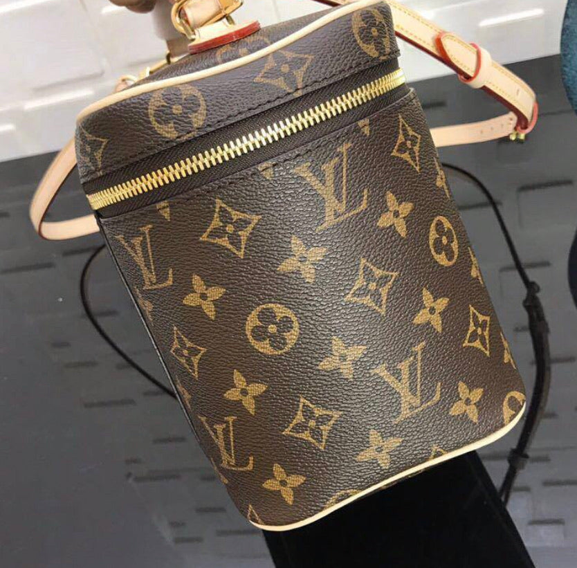 handbag compact vanity
