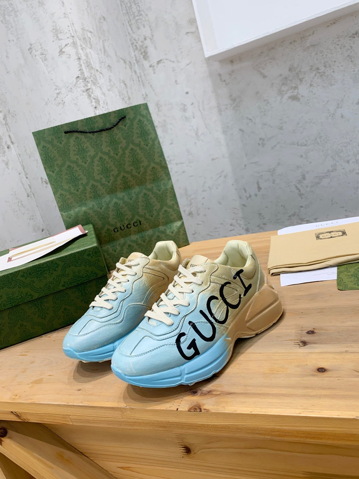 G u c c i new 2021