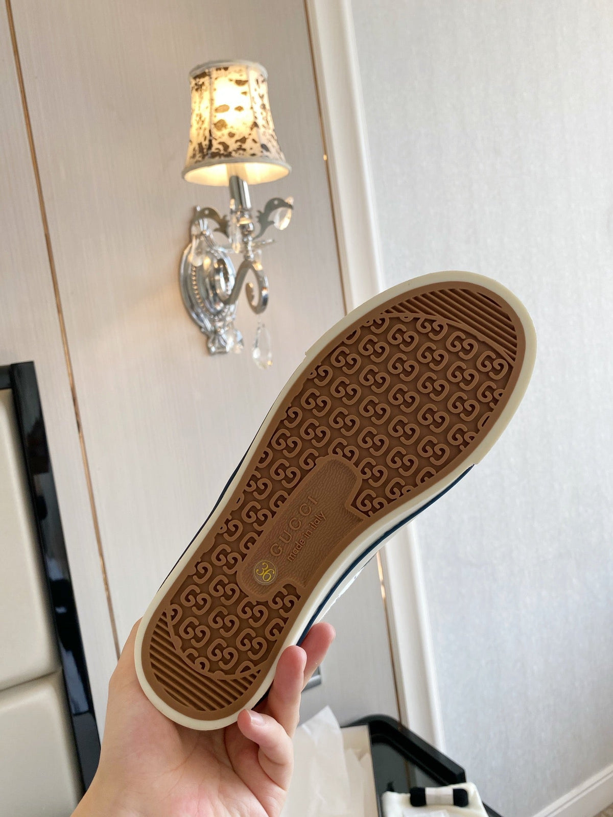 G u c c I tennis sneakers
