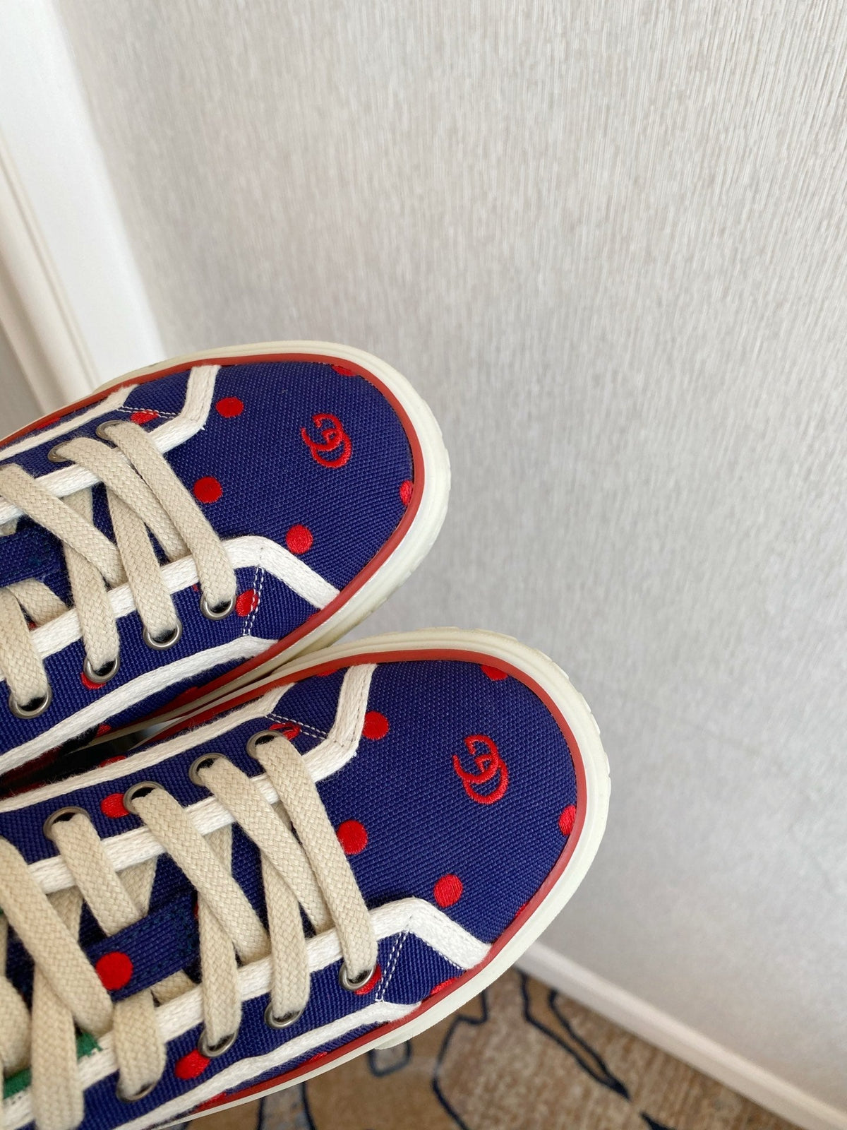 G u c c I tennis sneakers