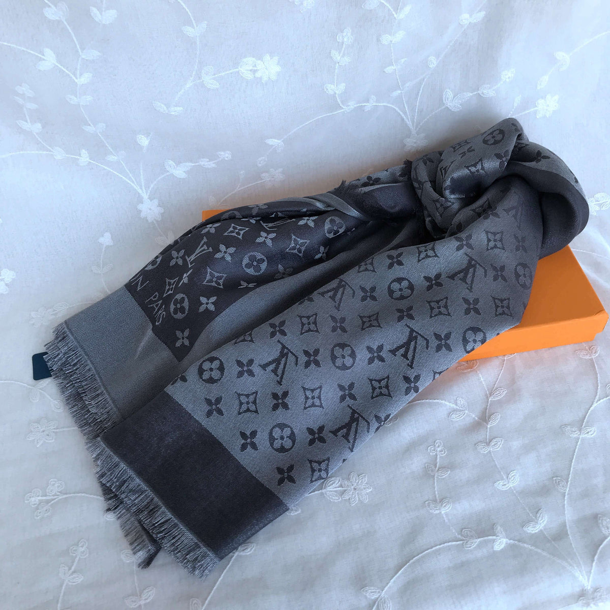 Gray scarf
