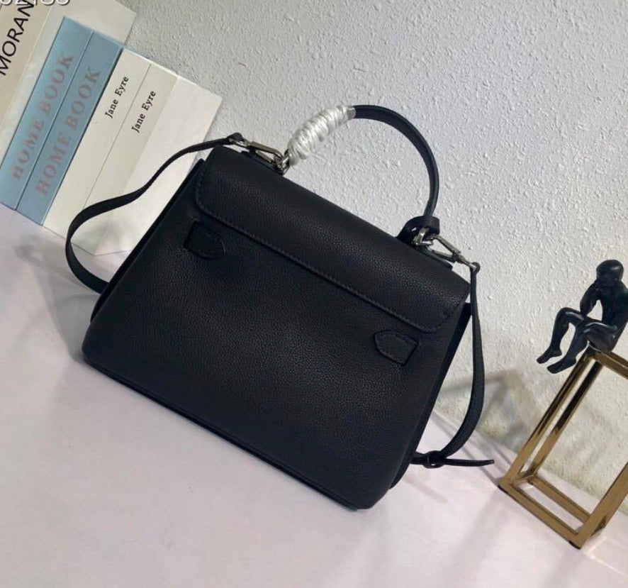 handbag black noe